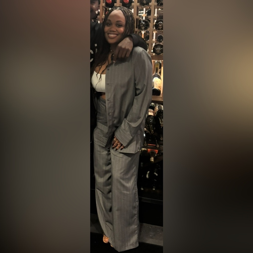 H&M Gray Pinstripe Matching Set - Picture 6 of 6